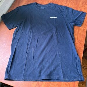 Patagonia Men’s P-6 Logo T-Shirt
